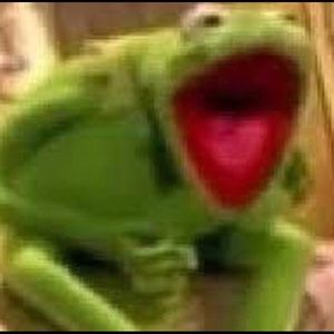 Meet your Posher, Chloe